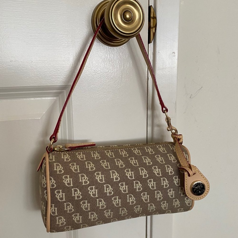Dooney & Bourke Handbag
